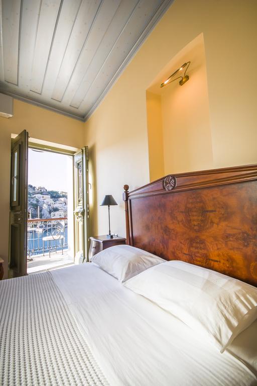 Thea Aparthotel Symi Exterior photo